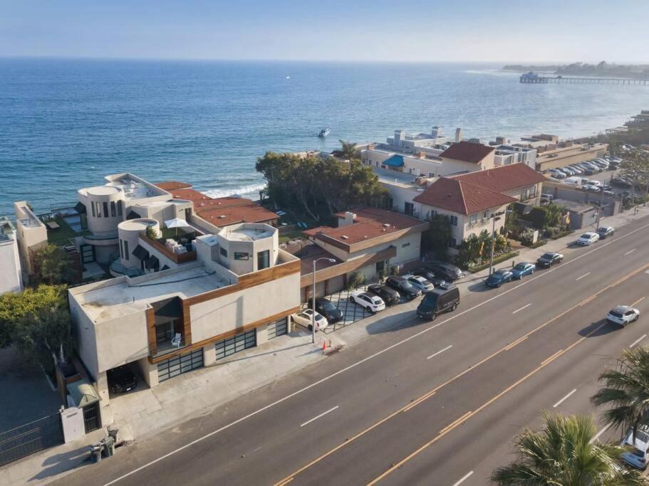 Malibu Sand Carbon Beach Suites المظهر الخارجي الصورة