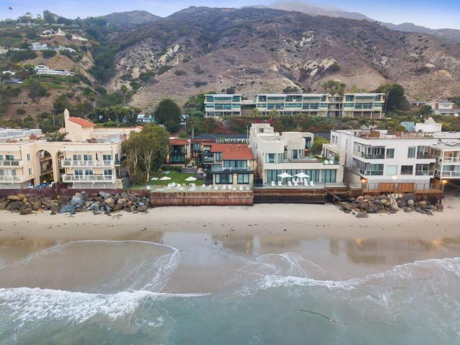 Malibu Sand Carbon Beach Suites المظهر الخارجي الصورة