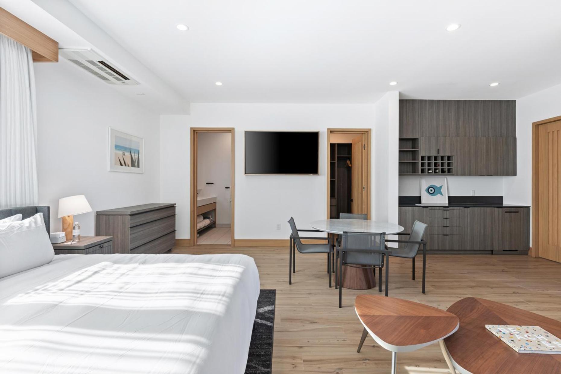 Malibu Sand Carbon Beach Suites المظهر الخارجي الصورة